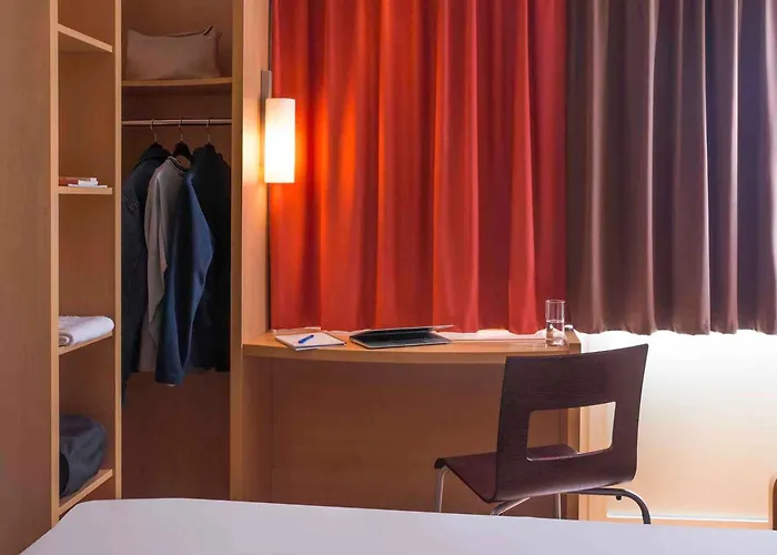 ibis Nantes Centre Gare Sud